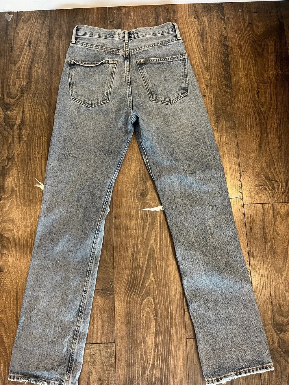 Agolde Women’s Lana fit Light Blue Distressed Jeans - Picture 5 of 9